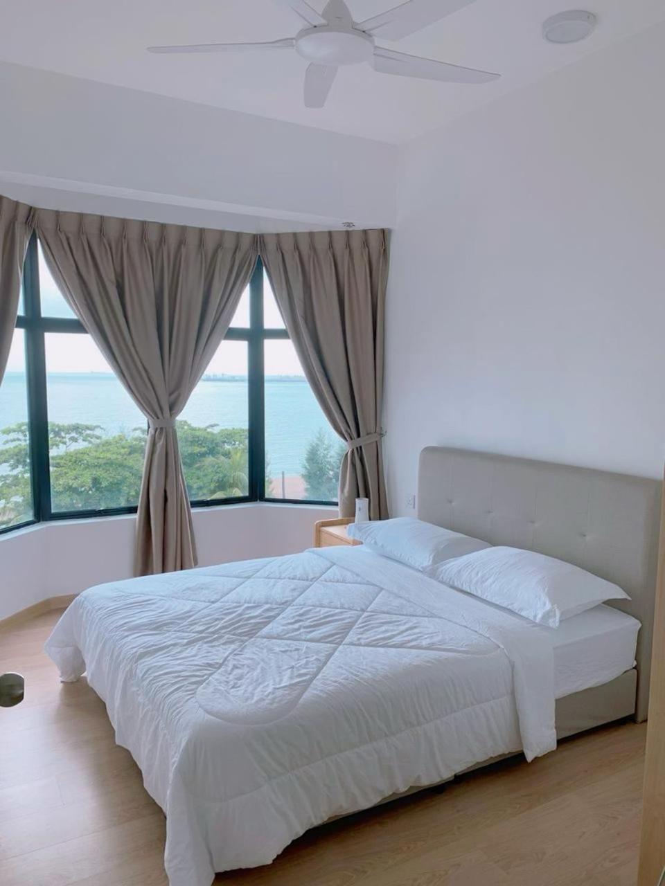 Pantai Puteri Melaka - Seaview 2 Bedroom Tanjung Kling Exterior foto